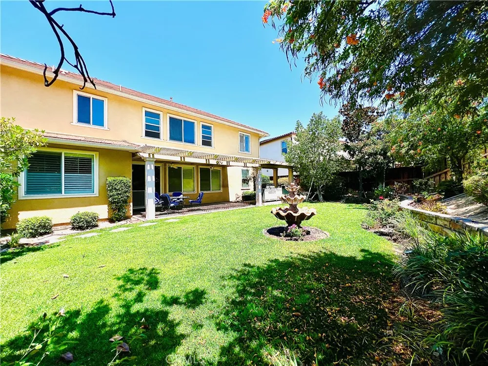 10920 Playa Del Sol Riverside, CA 92503