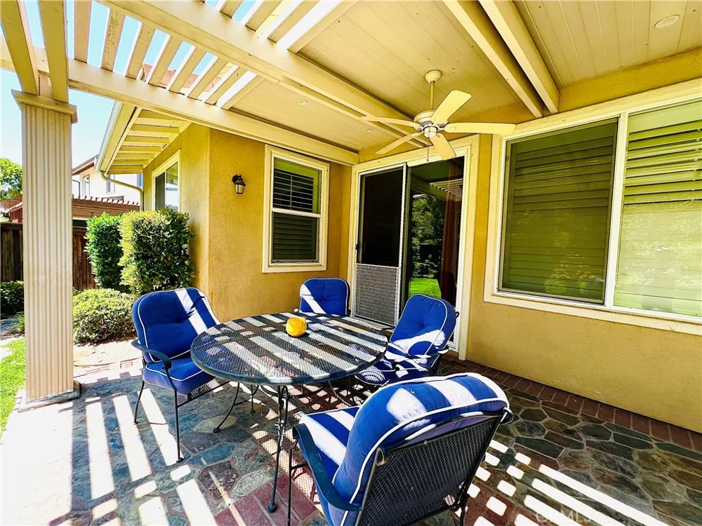10920 Playa Del Sol Riverside, CA 92503