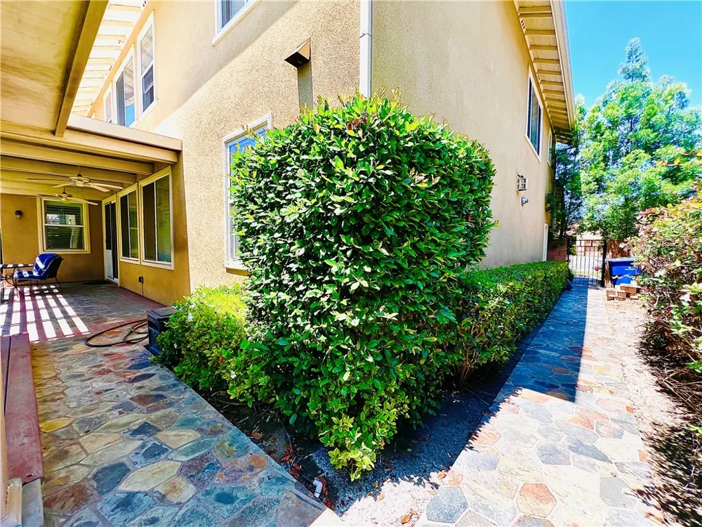 10920 Playa Del Sol Riverside, CA 92503