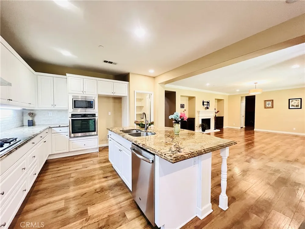 10920 Playa Del Sol Riverside, CA 92503