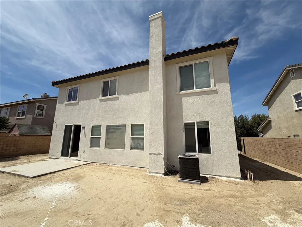 3102 San Luis Drive Lancaster, CA 93535