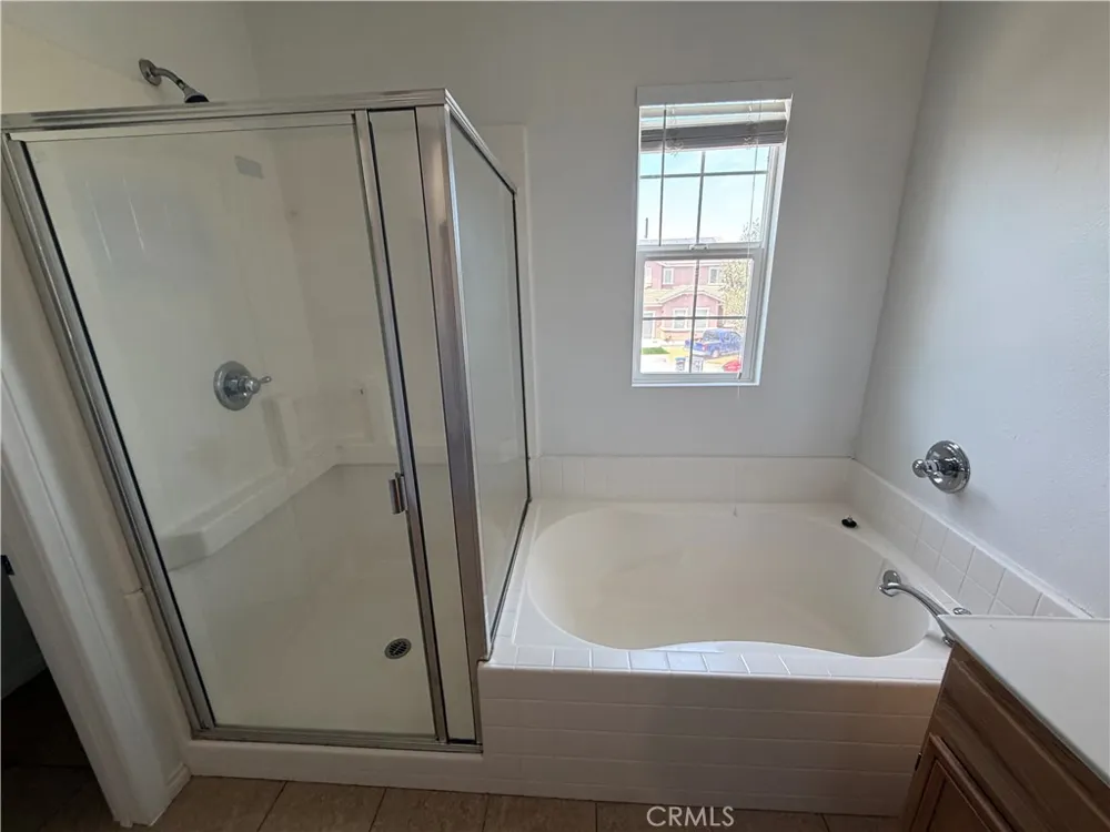 3102 San Luis Drive Lancaster, CA 93535
