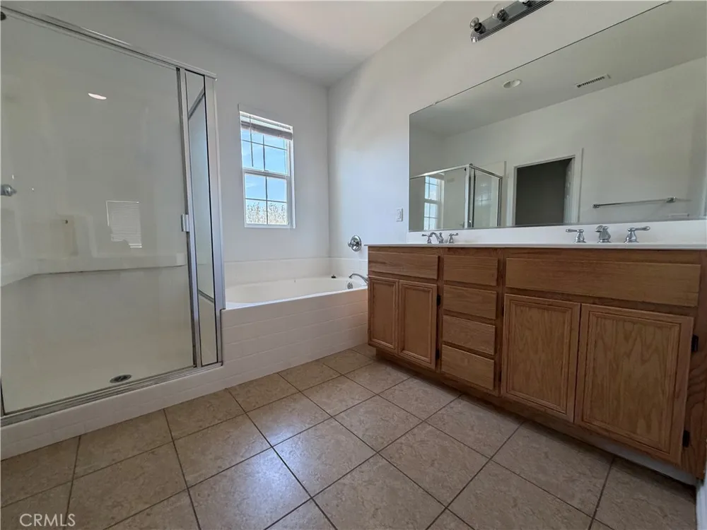 3102 San Luis Drive Lancaster, CA 93535