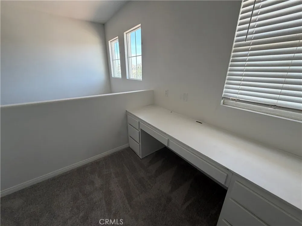 3102 San Luis Drive Lancaster, CA 93535