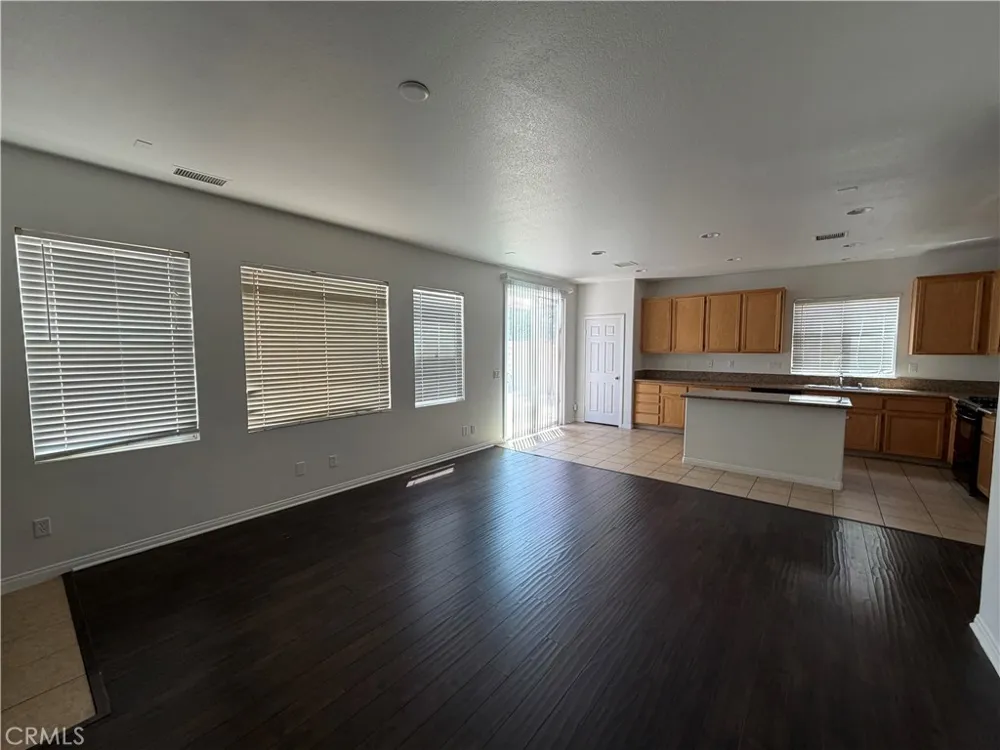 3102 San Luis Drive Lancaster, CA 93535