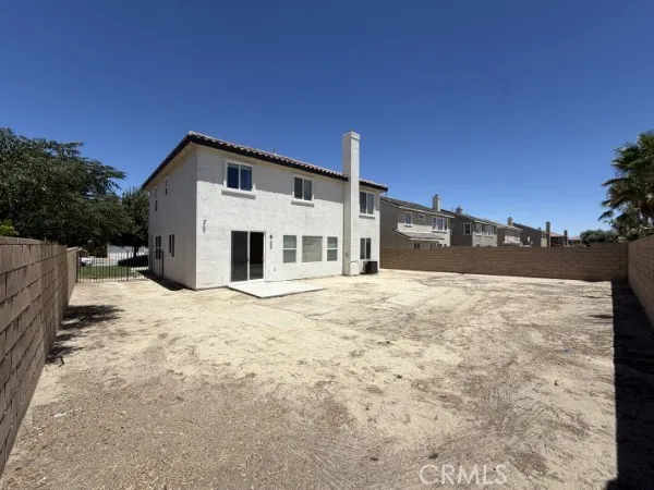 3102 San Luis Drive Lancaster, CA 93535