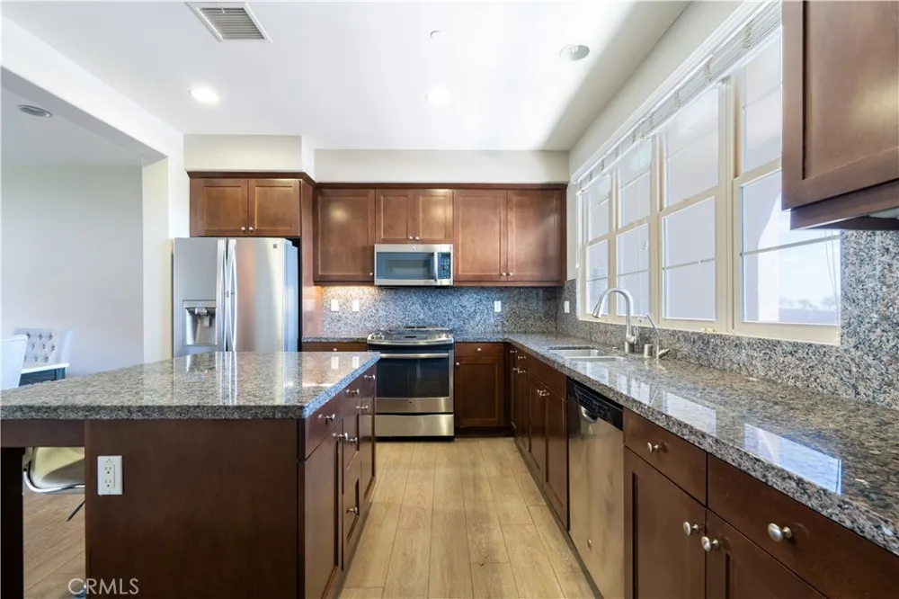 812 Citrus Court Claremont, CA 91711