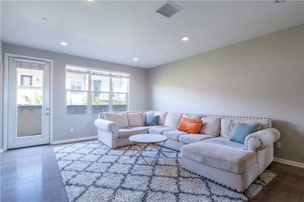 812 Citrus Court Claremont, CA 91711