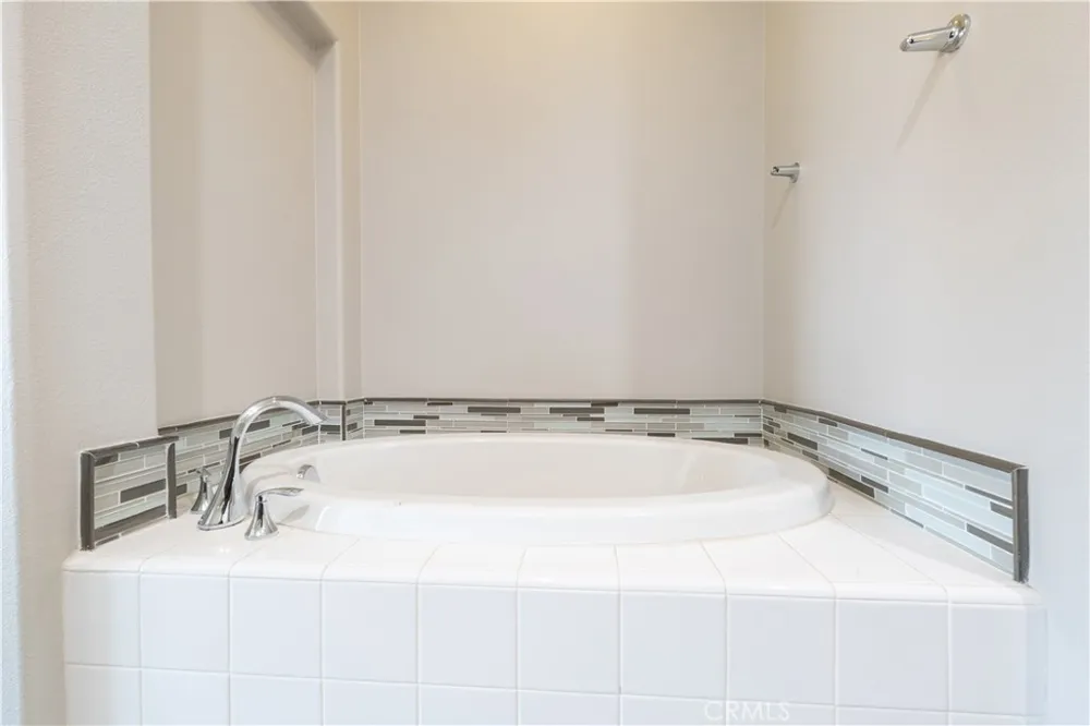 812 Citrus Court Claremont, CA 91711
