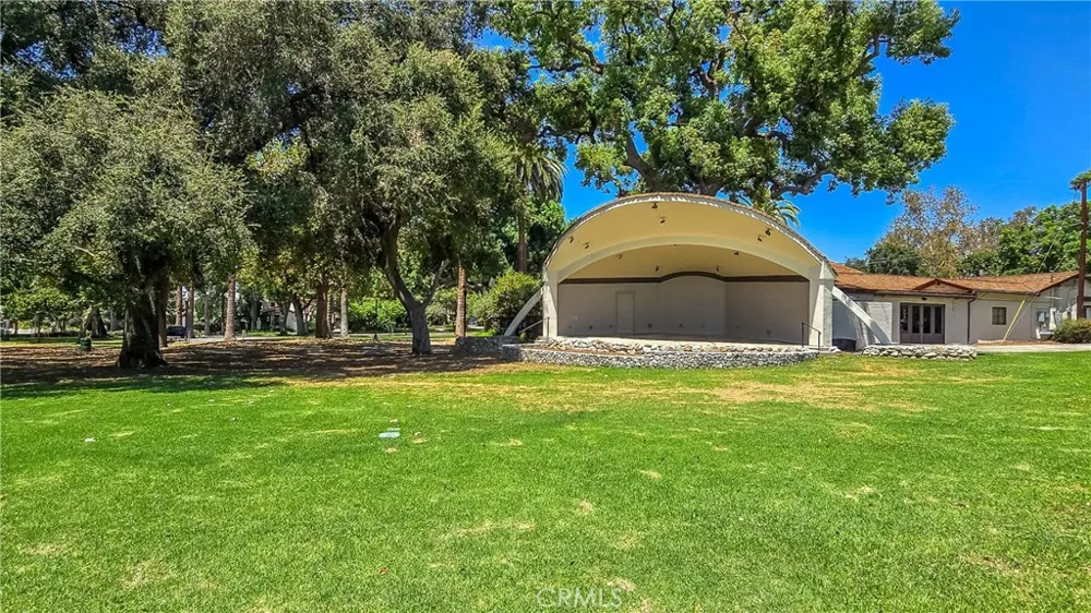 901 Indian Hill Boulevard Claremont, CA 91711