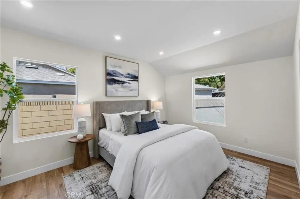 5134 Faust Lakewood, CA 90713