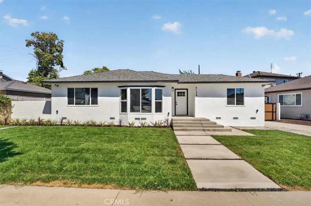 5134 Faust Lakewood, CA 90713