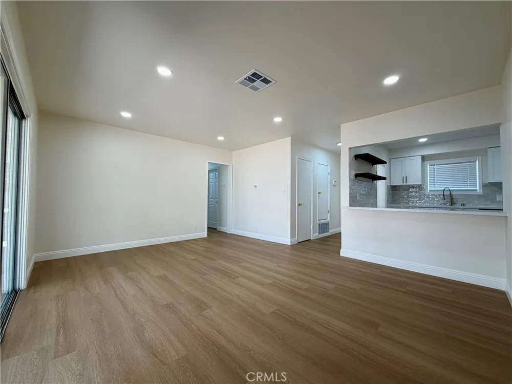 10091 Shirley Riverside, CA 92503