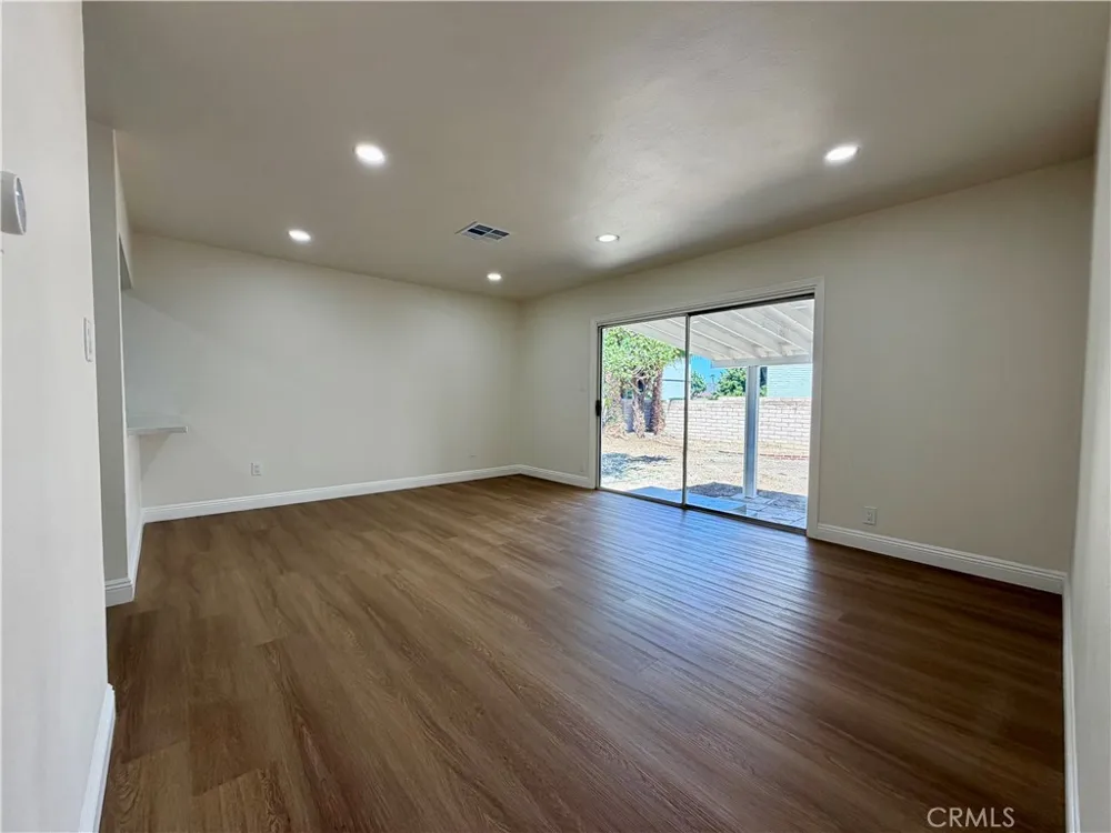 10091 Shirley Riverside, CA 92503