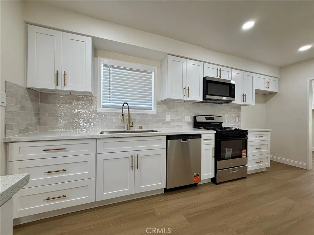 10091 Shirley Riverside, CA 92503