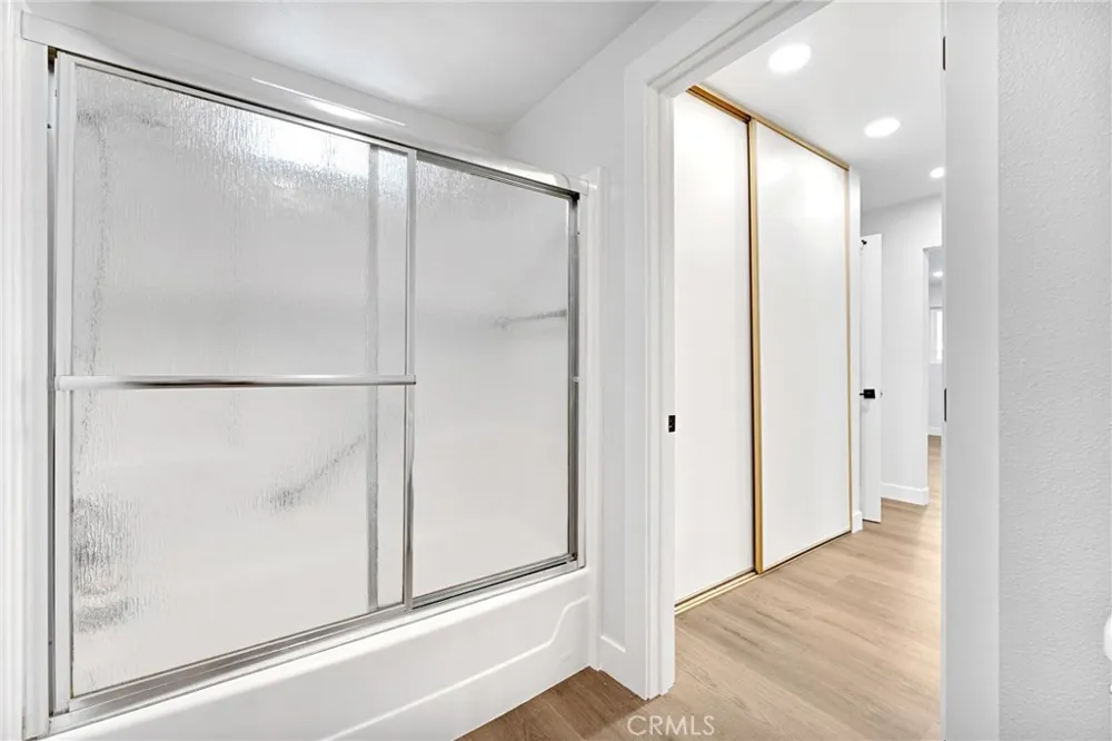 2405 Via Mariposa W Unit# 2C Laguna Woods, CA 92637