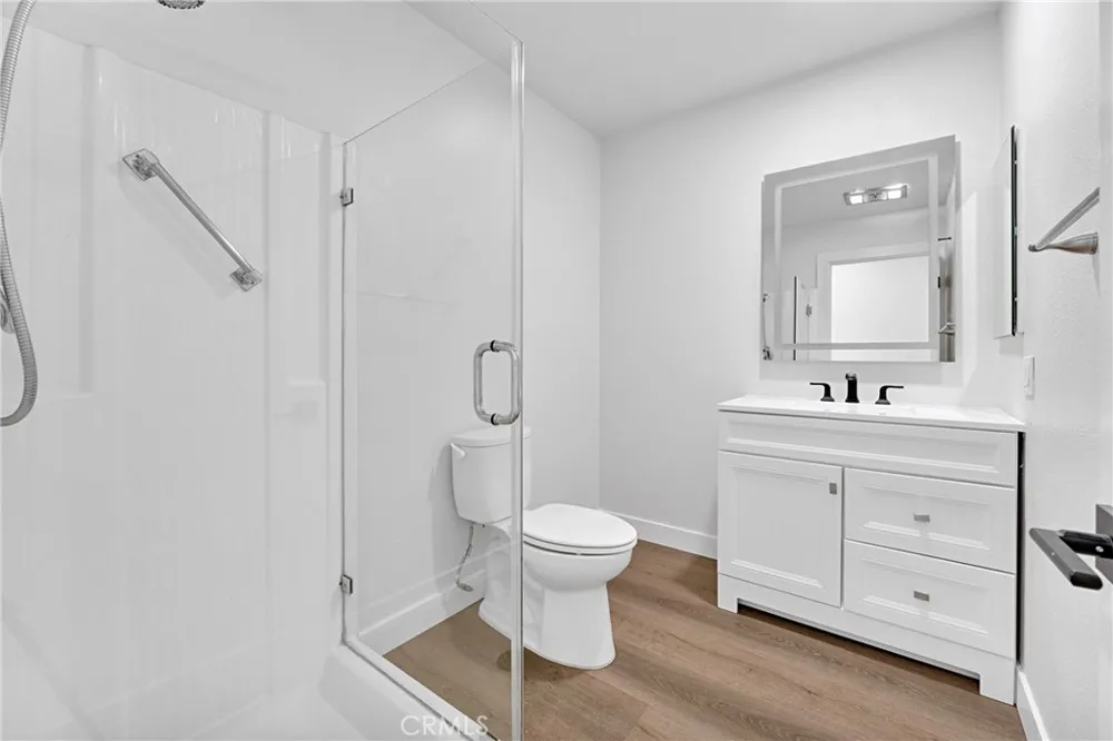 2405 Via Mariposa W Unit# 2C Laguna Woods, CA 92637