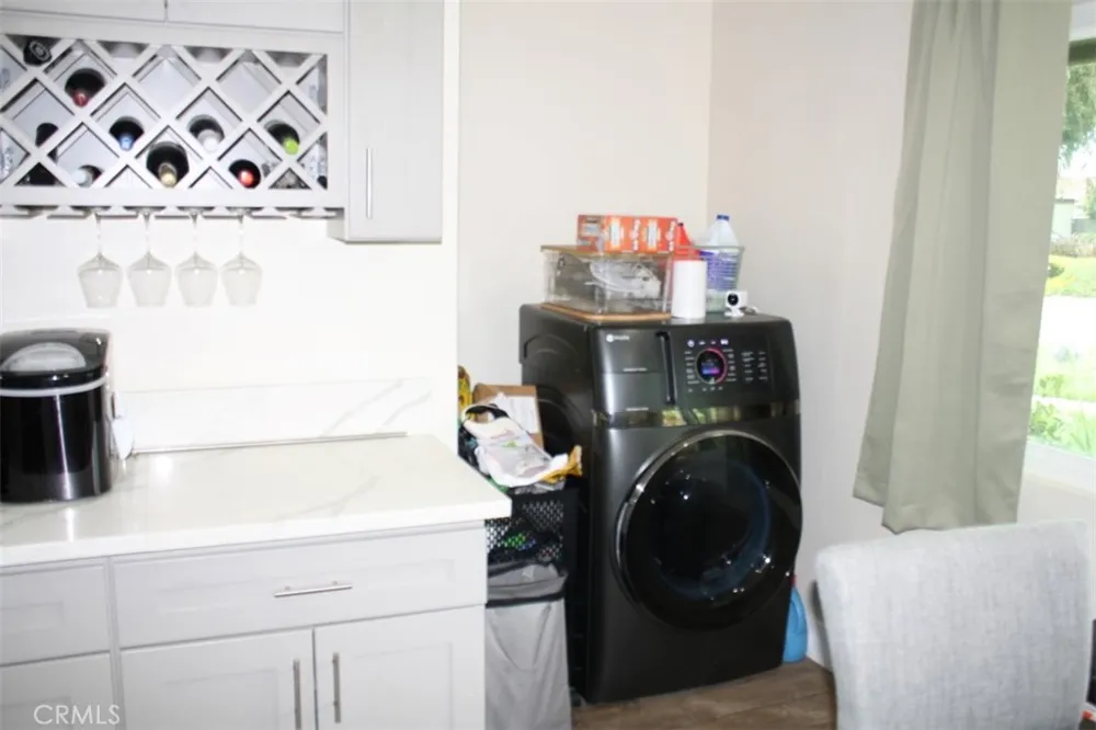 2011 W Katella #1 Anaheim, CA 92804
