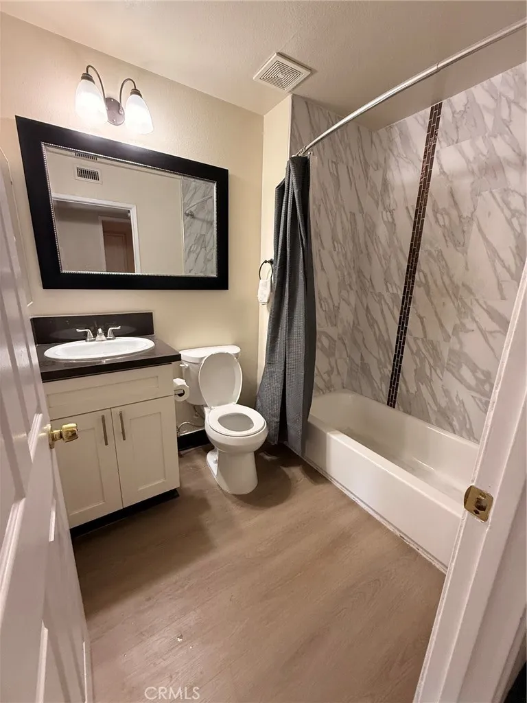 300 S Prospectors Diamond Bar, CA 91765