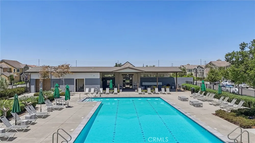 2818 E Berry Loop Privado #66 Ontario, CA 91761