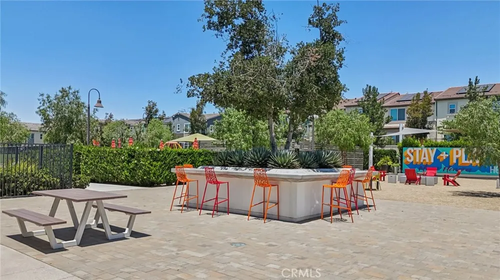 2818 E Berry Loop Privado #66 Ontario, CA 91761