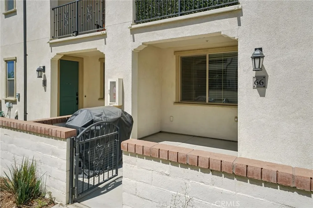2818 E Berry Loop Privado #66 Ontario, CA 91761