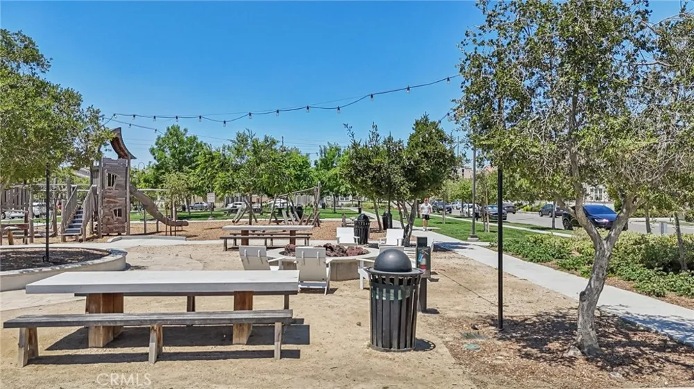 2818 E Berry Loop Privado #66 Ontario, CA 91761