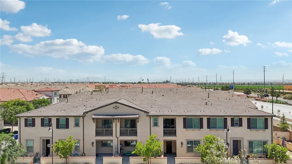 2818 E Berry Loop Privado #66 Ontario, CA 91761