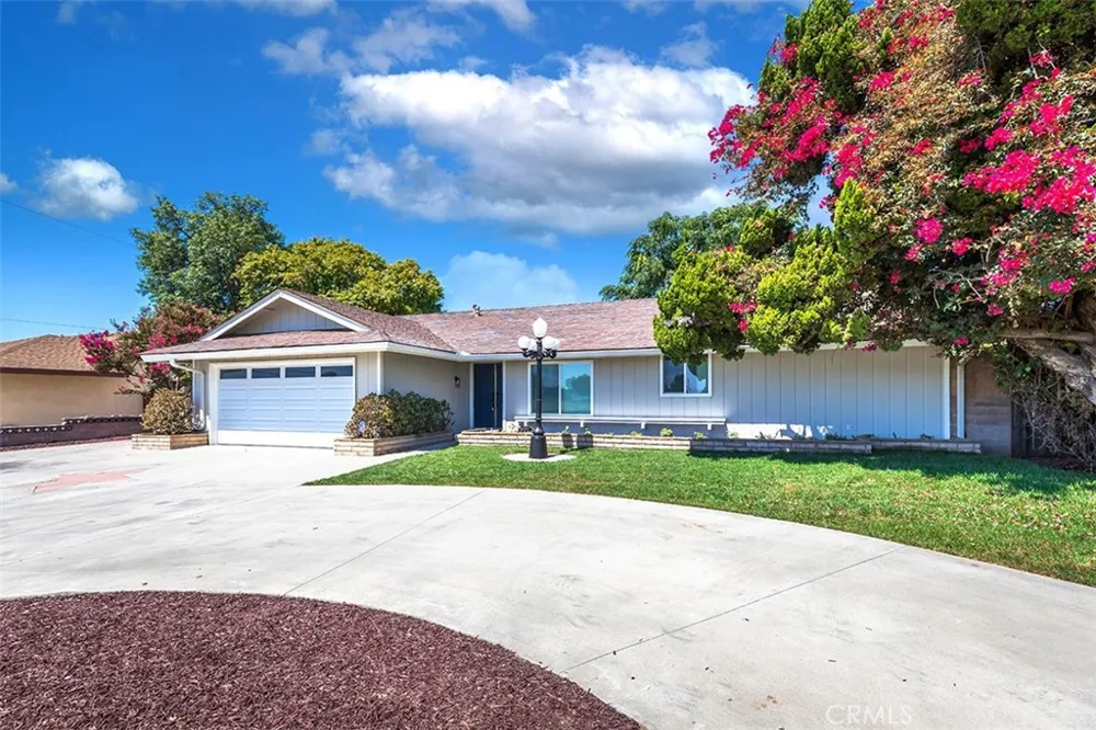 12638 Ramona Chino, CA 91710