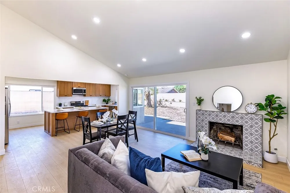 12638 Ramona Chino, CA 91710