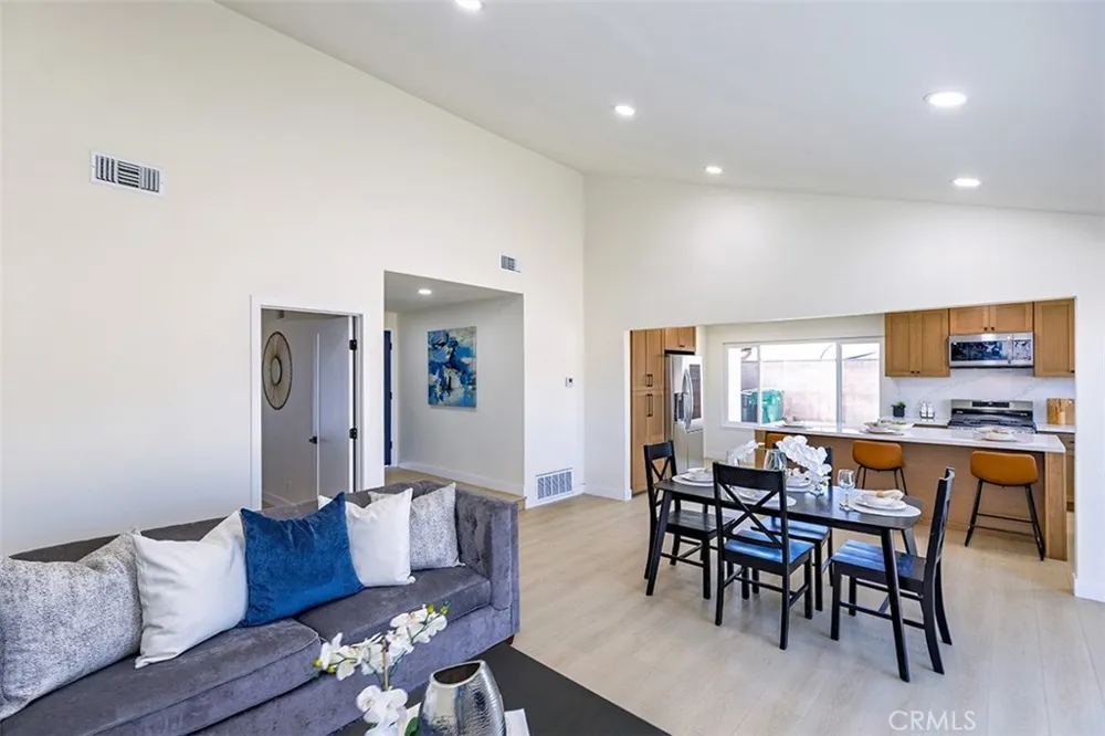 12638 Ramona Chino, CA 91710