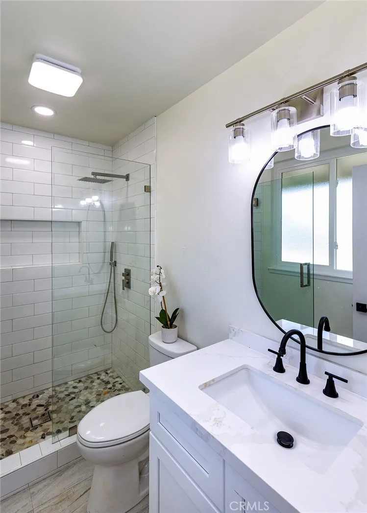 12638 Ramona Chino, CA 91710