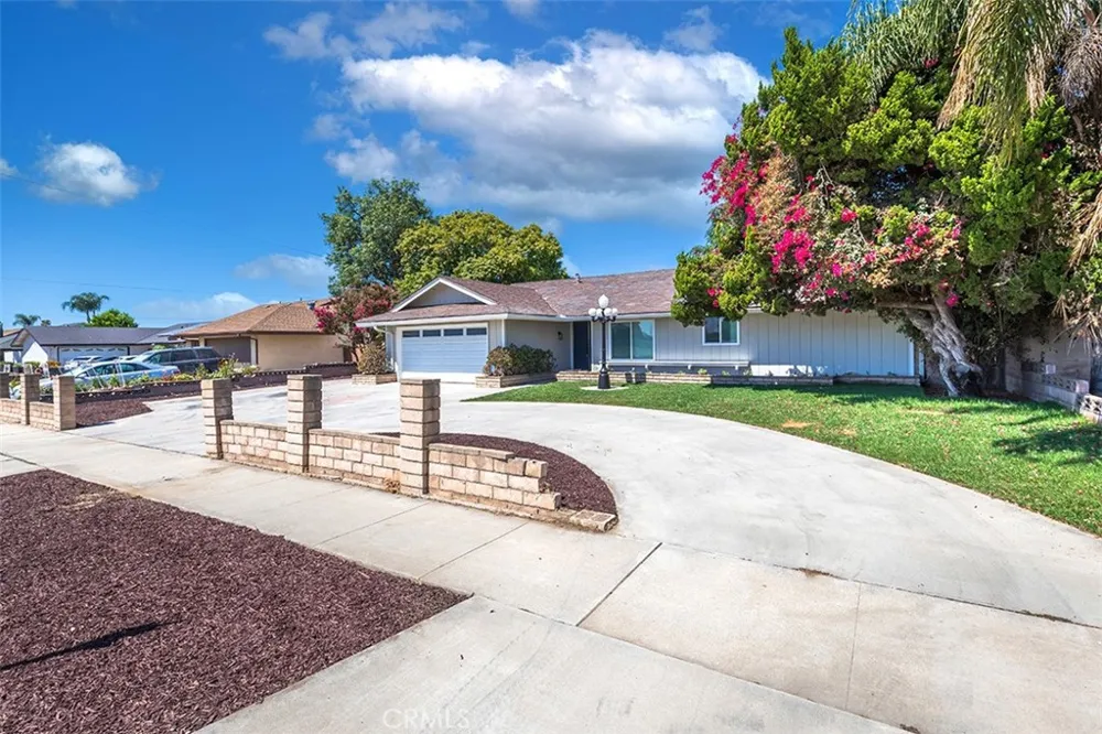 12638 Ramona Chino, CA 91710