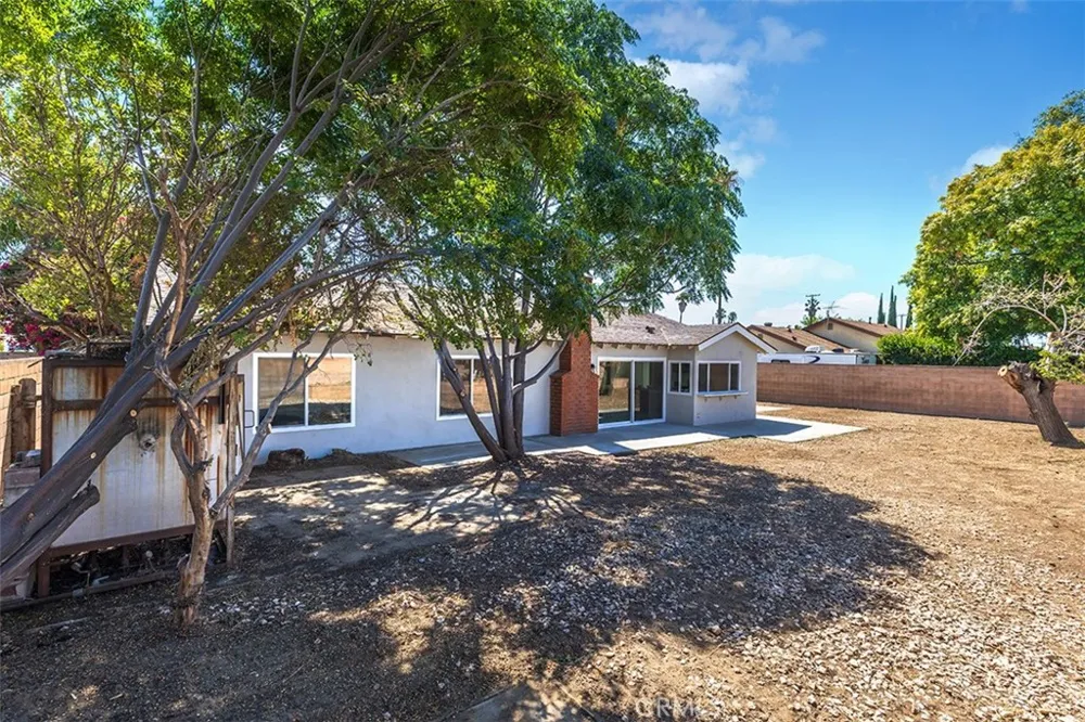 12638 Ramona Chino, CA 91710