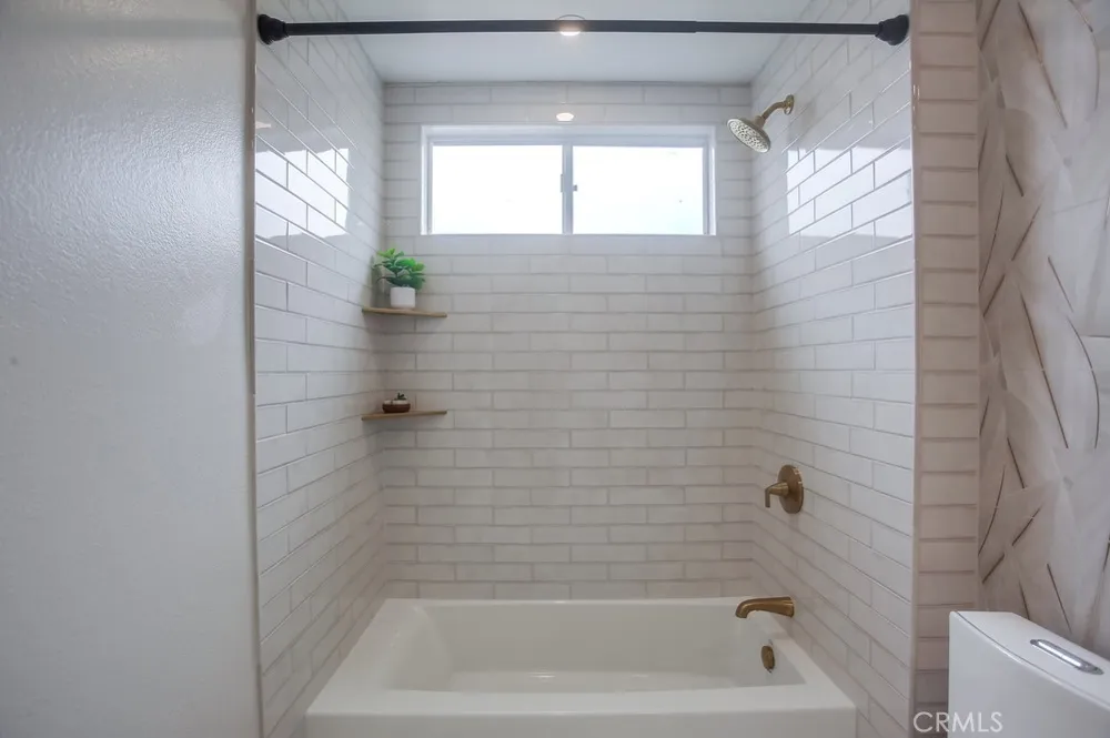13630 Portofino Del Mar, CA 92014