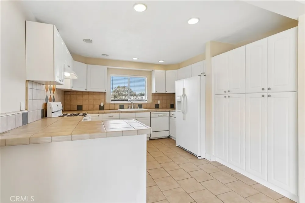 11507 Moorpark Street ##305 Studio City, CA 91602