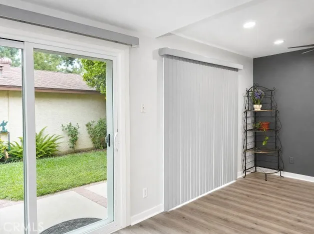 8714 Willis Panorama City, CA 91402