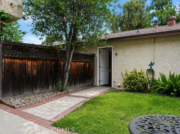 8714 Willis Panorama City, CA 91402