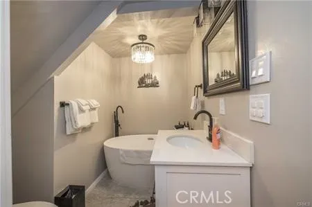 33417 Cedar Dr Arrowbear, CA 92382