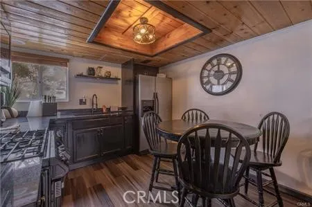 33417 Cedar Dr Arrowbear, CA 92382