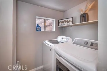 33417 Cedar Dr Arrowbear, CA 92382