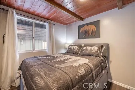 33417 Cedar Dr Arrowbear, CA 92382