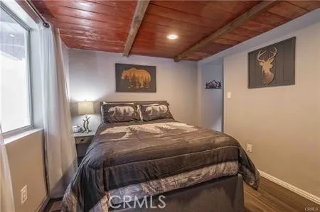 33417 Cedar Dr Arrowbear, CA 92382