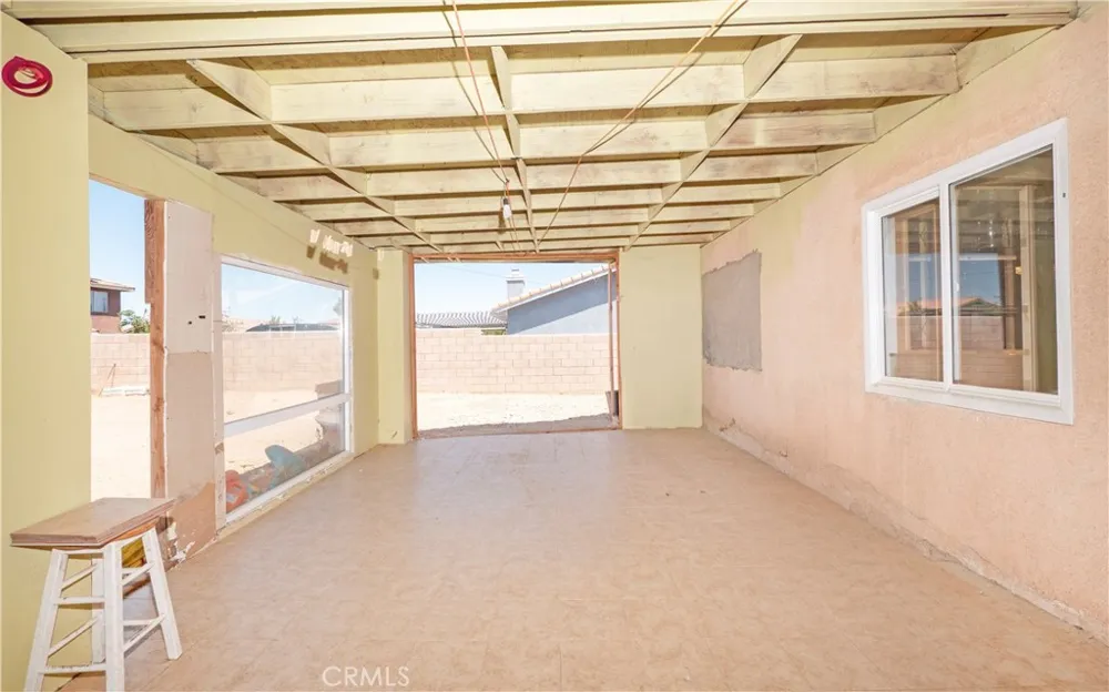 11430 Star Street Adelanto, CA 92301