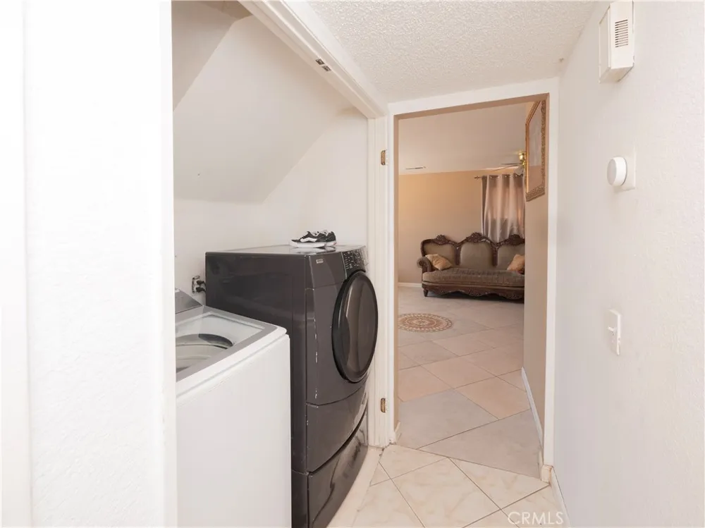 11430 Star Street Adelanto, CA 92301