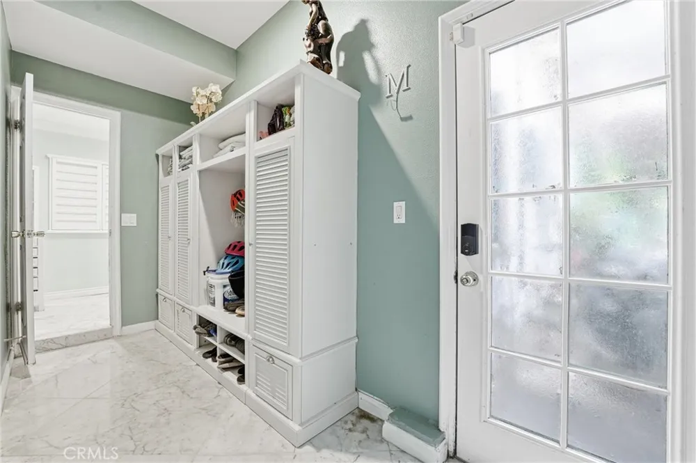 1067 Trevecca Claremont, CA 91711