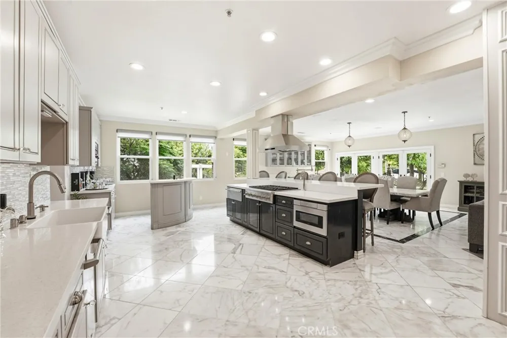 1067 Trevecca Claremont, CA 91711