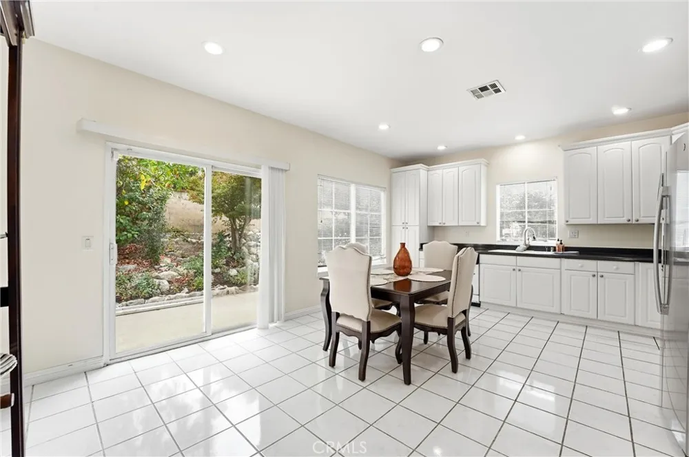 1067 Trevecca Claremont, CA 91711