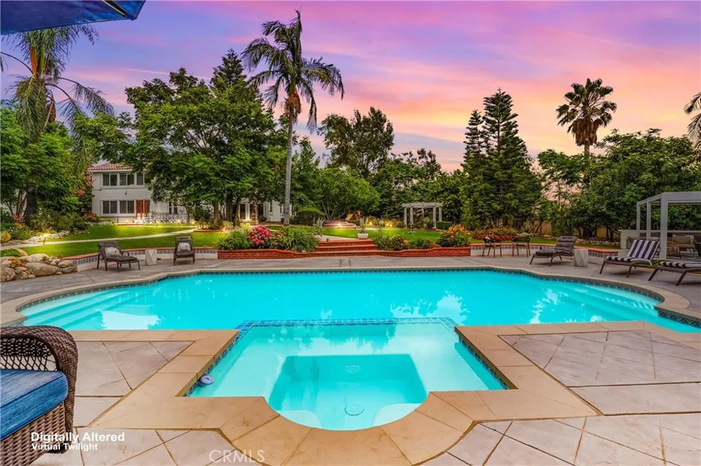 1067 Trevecca Claremont, CA 91711