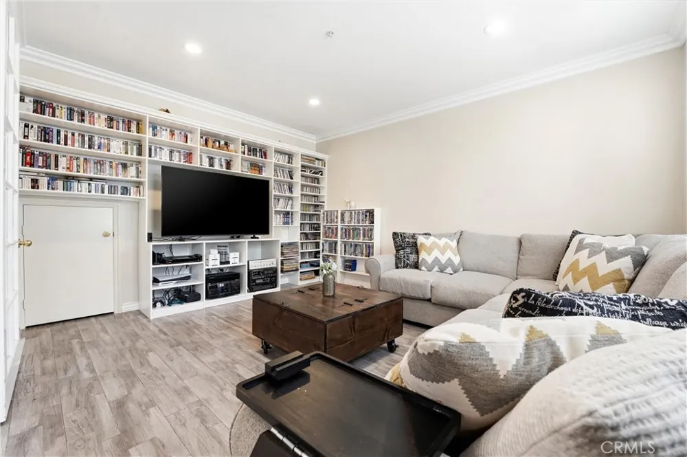 1067 Trevecca Claremont, CA 91711